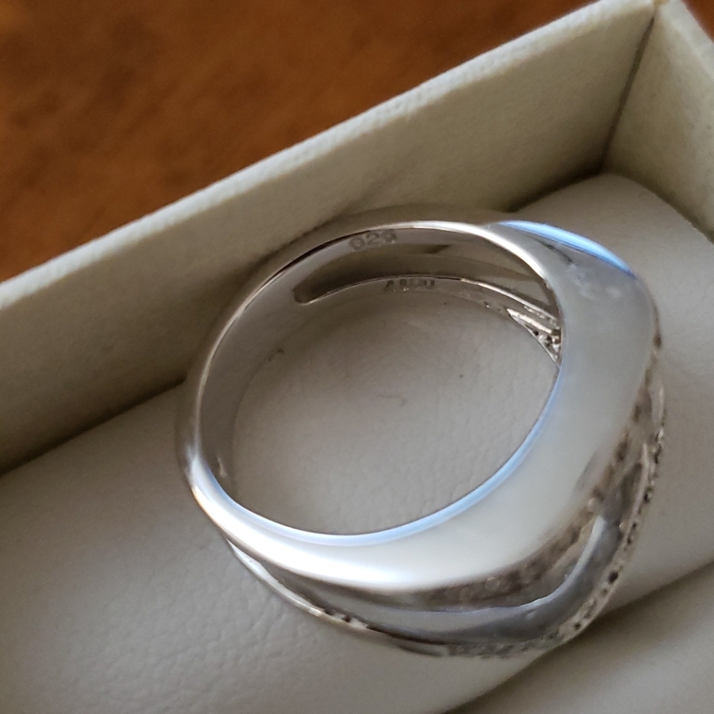 Diamond ring - Picture 7 of 7